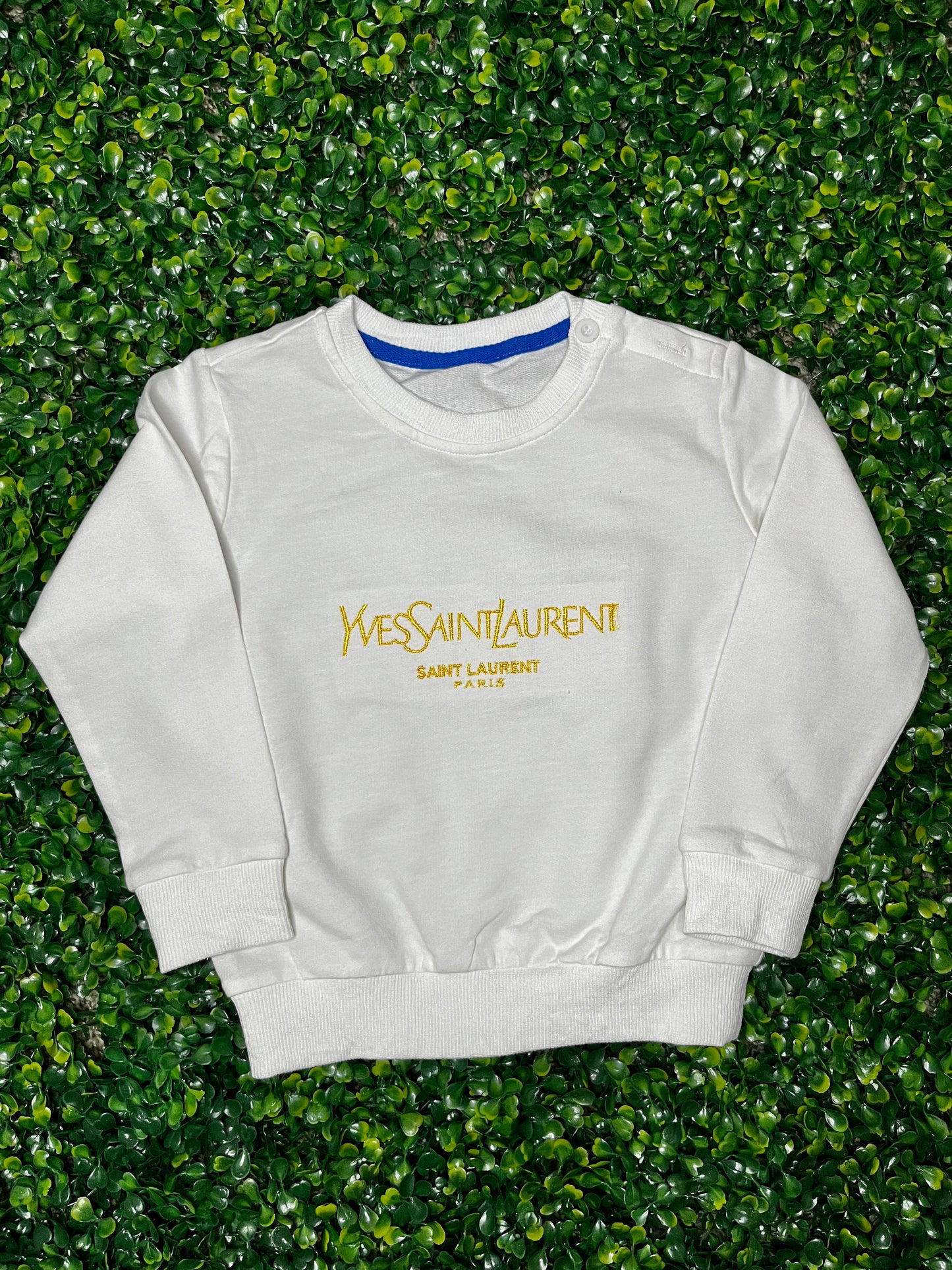 Yasinia Crewneck